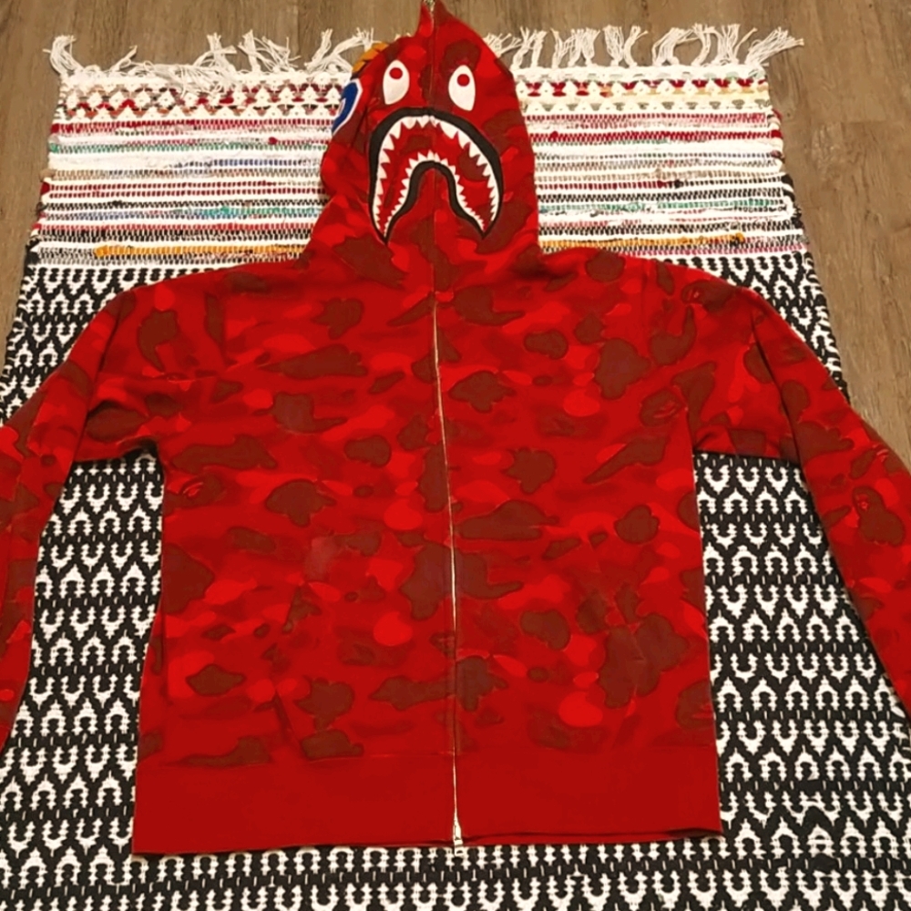 Bape bathing ape world gone mad red camo hoodie xl
